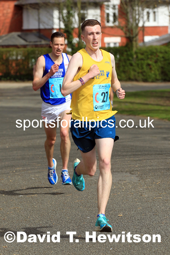 Senior Mens Northern 12 Stage Road Relay, 2022 Northern 12 and 6 Stage Road Relays,  Birkenhead Park, Birkenhead, Wirral.  Photo: David T. Hewitson/Sports for All Pics